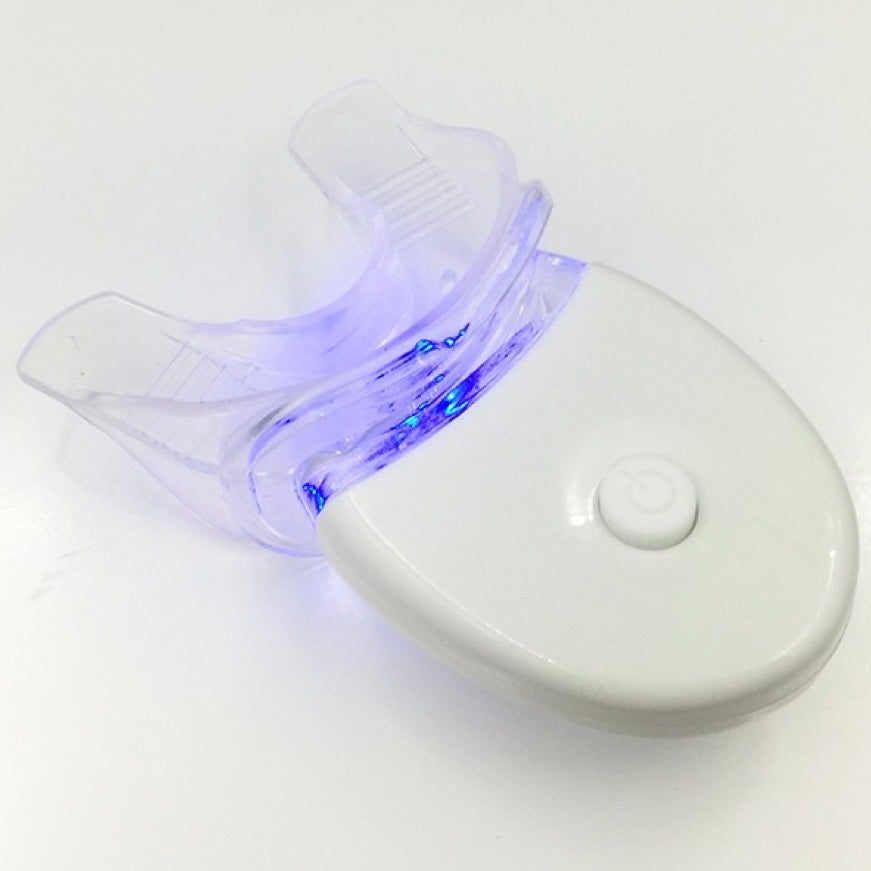 Kit de Blanchiment Dentaire LED — Sourire Éclatant en 15 Minutes